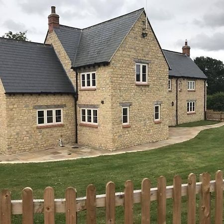 Denbrae Appartement Brackley  Buitenkant foto